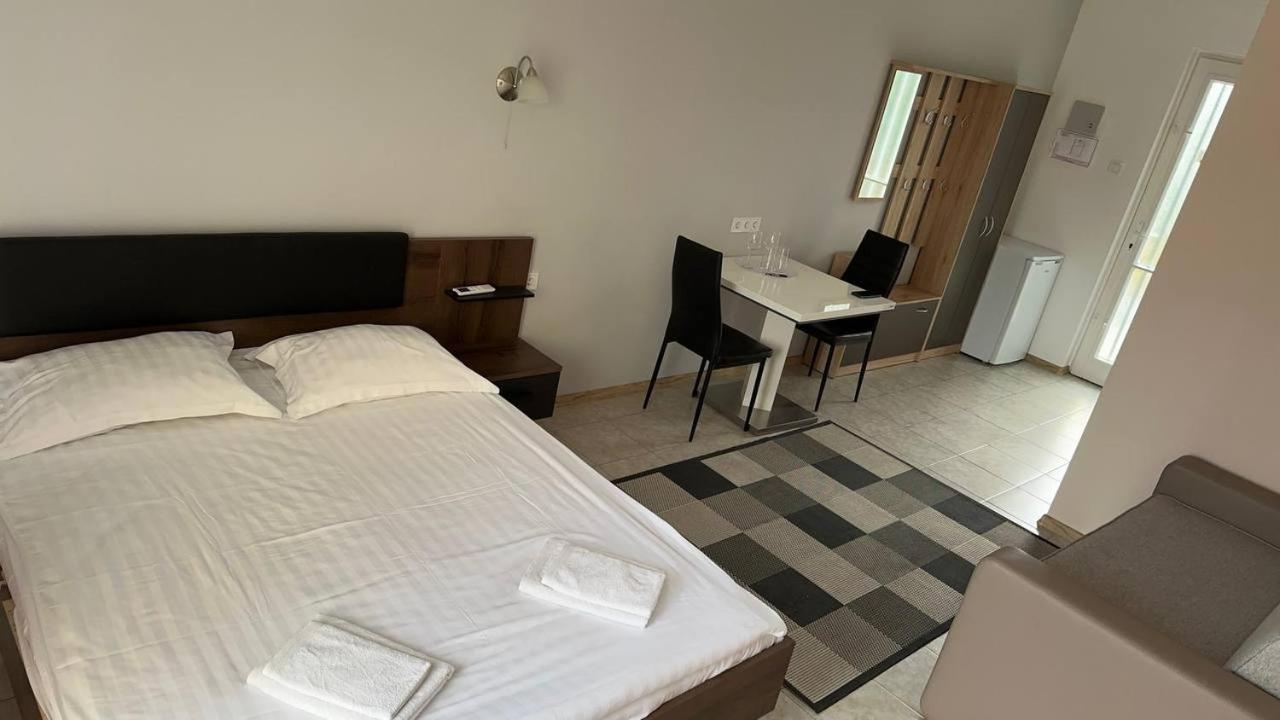 Panzió LEMBERG Apartman Hajdúszoboszló Kültér fotó
